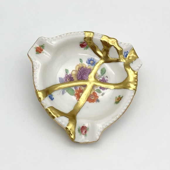 Kintsugi Ashtray Floral Porcelain Germany Gold Crack Art Personal Growth Gift - Picture 10 of 12